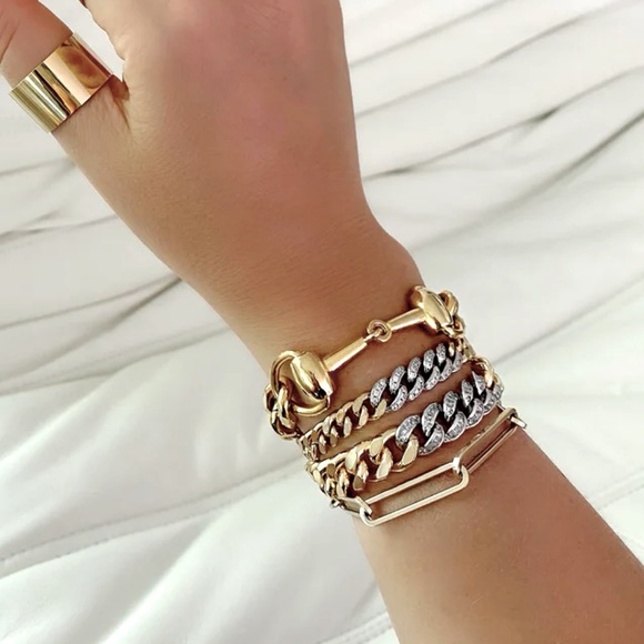 HRH COLLECTION Jewelry - HRH Collection - Gold Link/Chain Thoroughbred Bracelet - 6.5 in